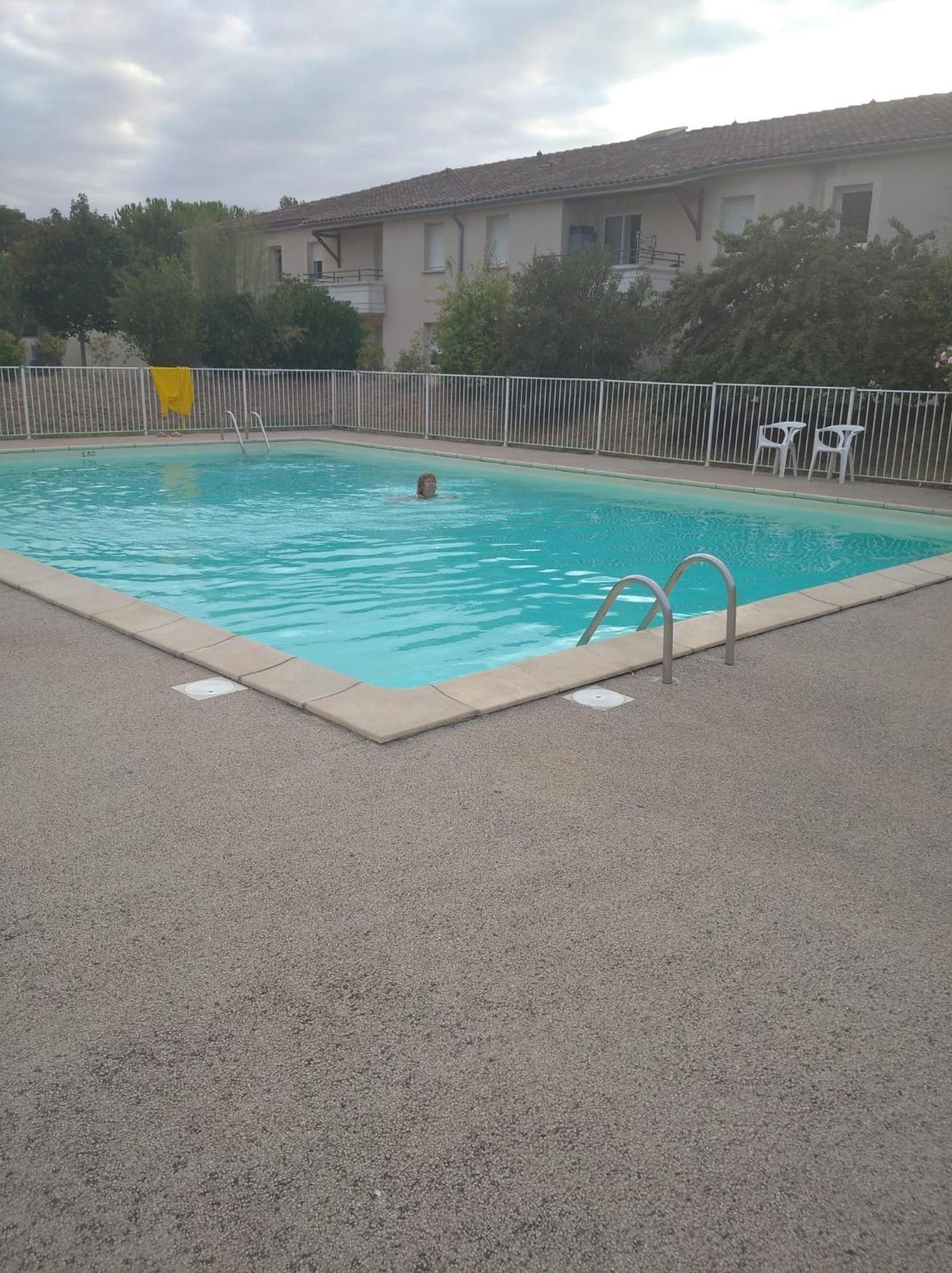 Appartamento Carcassonne T3 résidentiel rez de jardin piscine, wifi, tennis, fitness Esterno foto